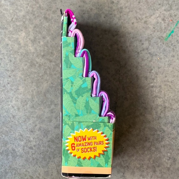 The Golden Girls 6-pack Casual Crew Socks - Picture 4 of 5